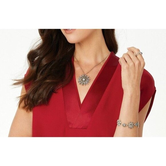 Vince Sz XS Red Satin V Neck Tunic Top Blouse High Low Hem Sleeveless - Picture 2 of 10